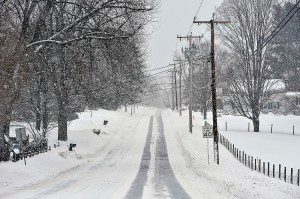 There were few drivers along Feeding Hills Road in Southwick as another winter snowstorm moved through the area yesterday. (Photo by Frederick Gore)