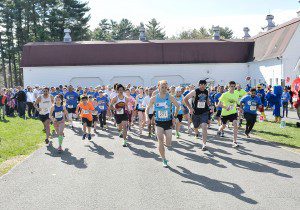 More than 500 participants leave the starting line of the 31st Annual 5K Run / Walk for a Noble Cause fundraiser at Stanley Park. (Photo by Frederick Gore)