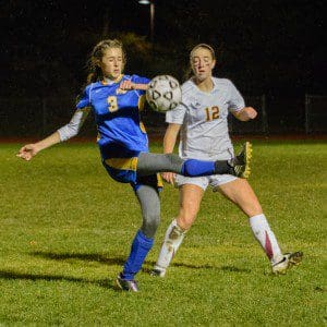 111015 - Gate vs Lenox soccer_St-Onge-006