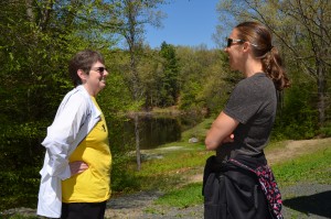 Lyn Casey chats with Michelle Urbanski prior to the Livestrong graduation program.