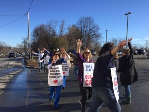Noble Hospital nurses and members of the Massachusetts Nurses Association had an informational picket outside Noble Hospital on Wednesday afternoon. (Photo by Greg Fitzpatrick)